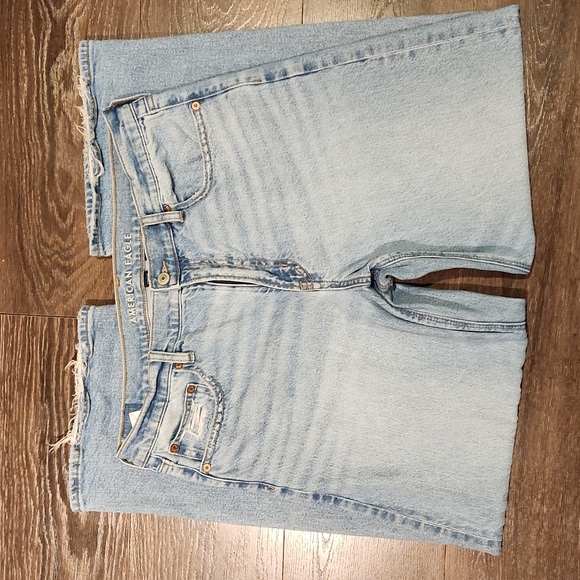 ❤️ AMERICAN EAGLE HIGH RISE WIDE LEG STOVEPIPE JEANS, 12 (31) - Picture 2 of 9